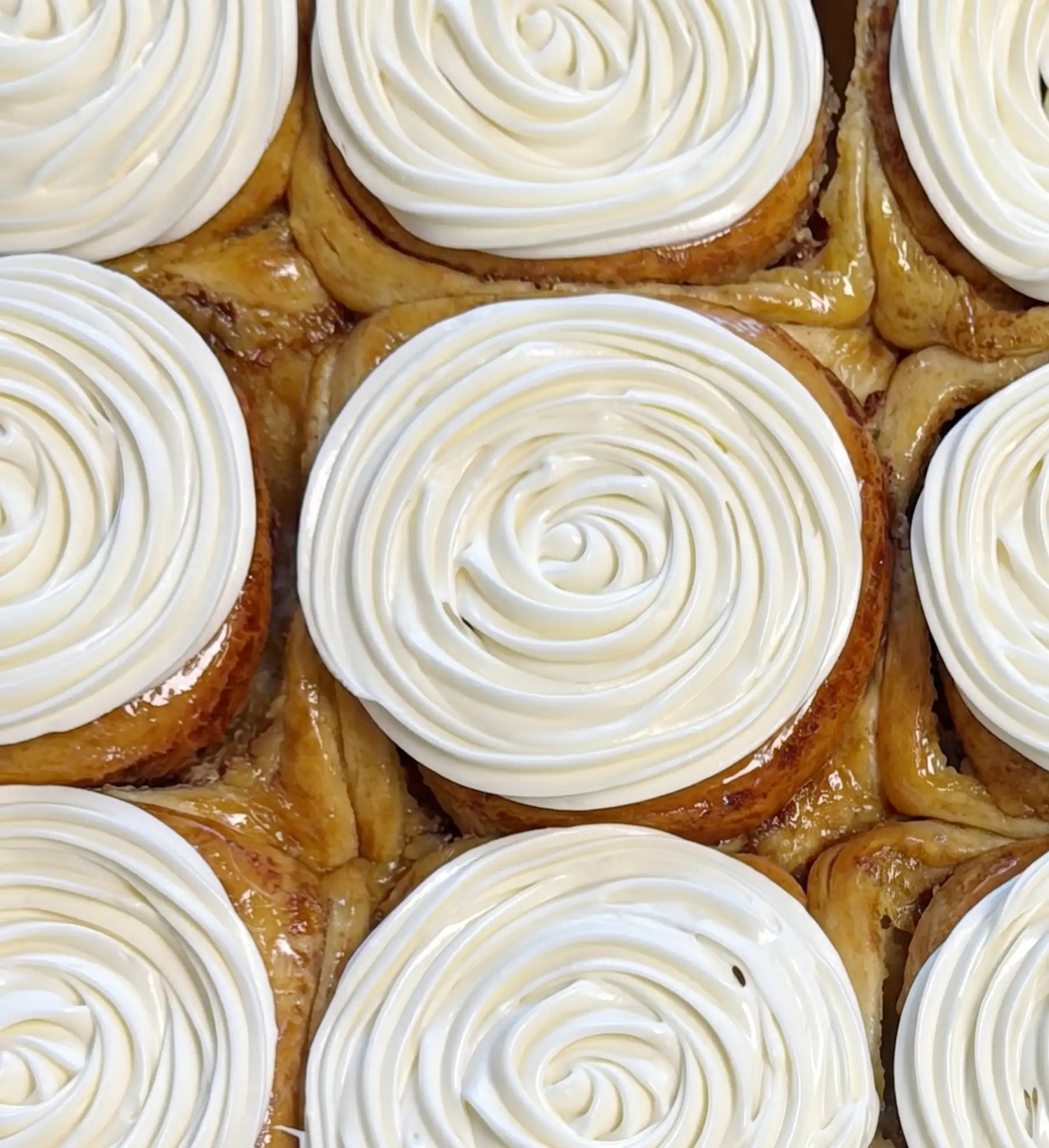 Cinnamon Roll Cream Cheese Frosting